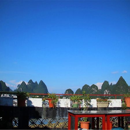 En Attendant Godot Youth Hostel Yangshuo Dış mekan fotoğraf
