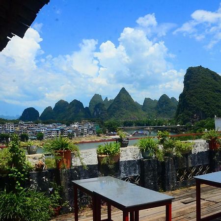 En Attendant Godot Youth Hostel Yangshuo Dış mekan fotoğraf