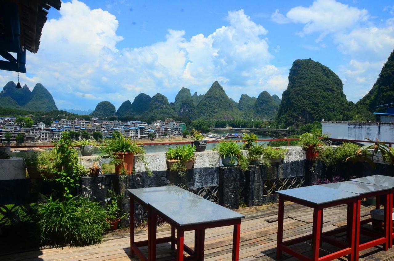 En Attendant Godot Youth Hostel Yangshuo Dış mekan fotoğraf